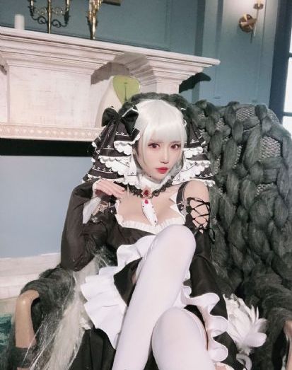 色诱销魂裸体大乳翘臀美女_BD英语全集在线观看