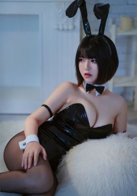 内衣办公室动漫1一3在线观看_DVD电影免费在线